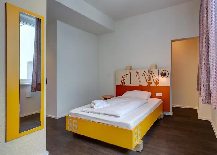 Meininger Center Hotel