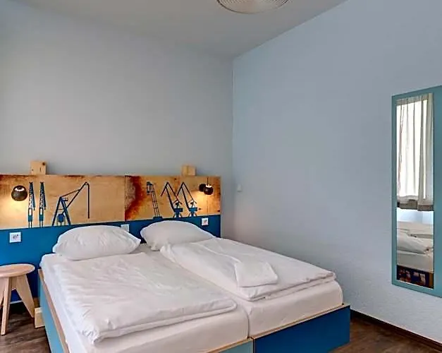 Meininger Center Hotel
