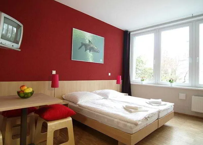 Meininger Center Hotel 3*