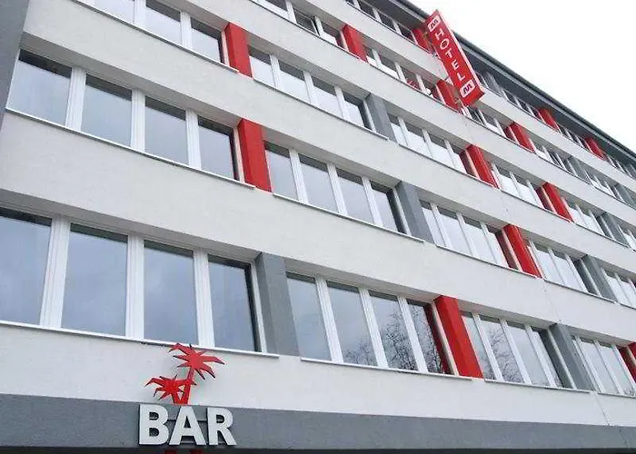 Meininger Center Hotel 3*