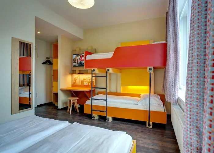 Hotel Meininger Center 3*
